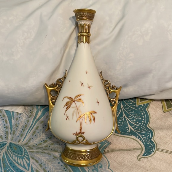 Antique 1800’s Royal Worcester Porcelain Bud Vase - Picture 2 of 14